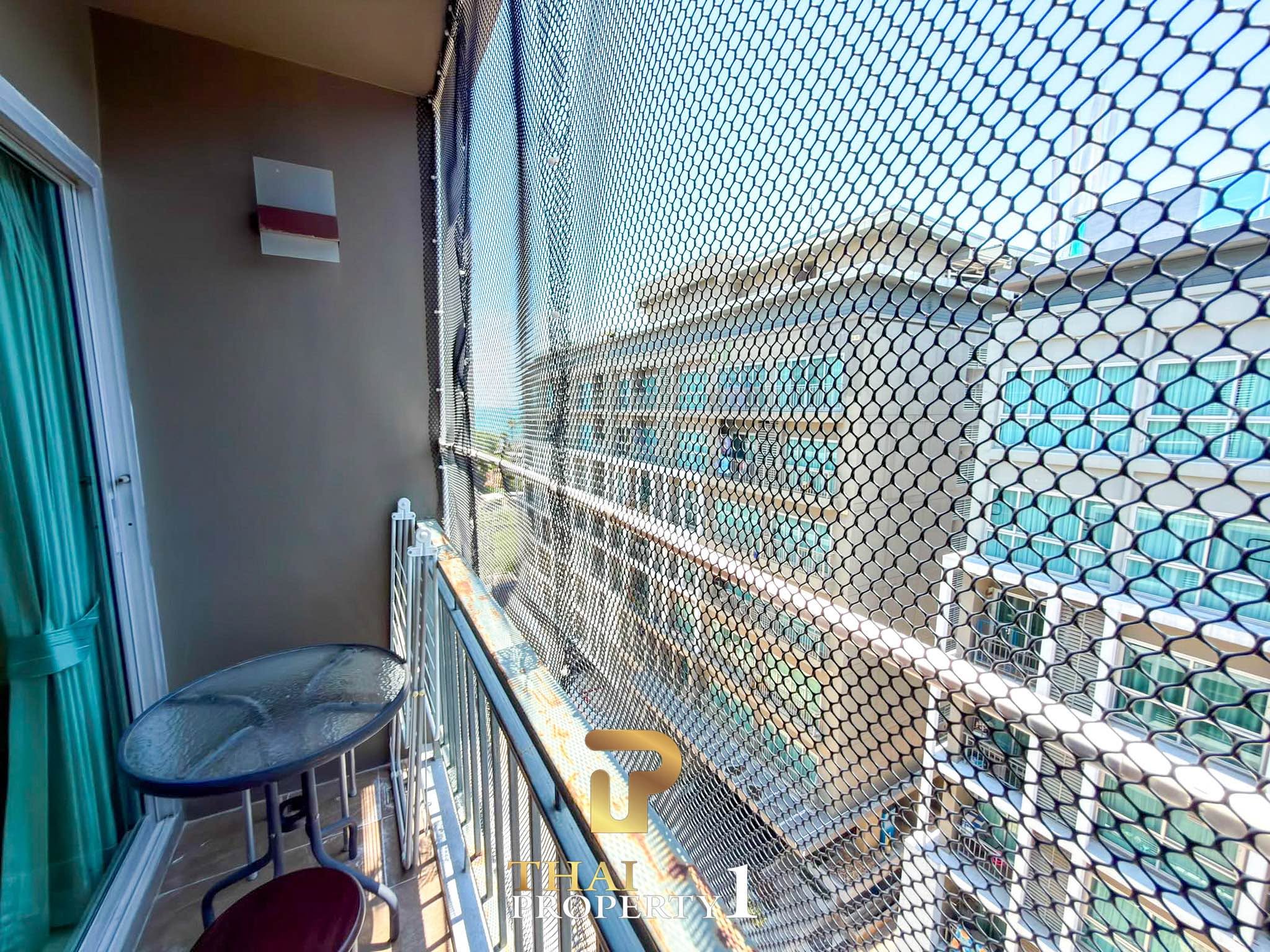 1 Bedroom Condo for sale at The Gallery