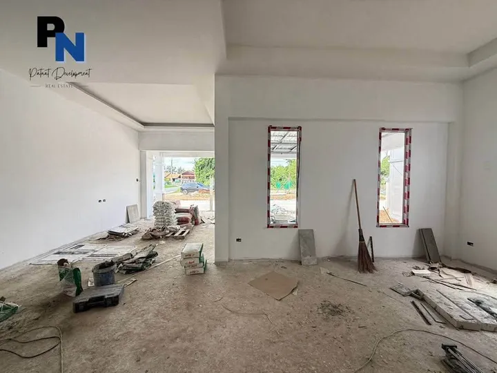3 Bedroom House for sale in Rong Po