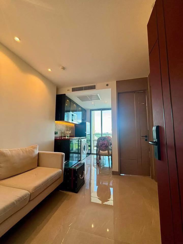 1 Bedroom Condo for rent at The Riviera Ocean Drive