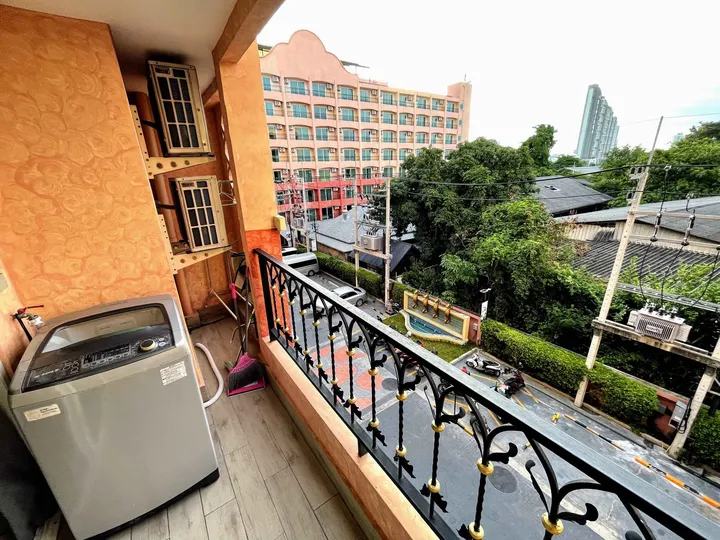 1 Bedroom Condo for rent at 7 Seas
