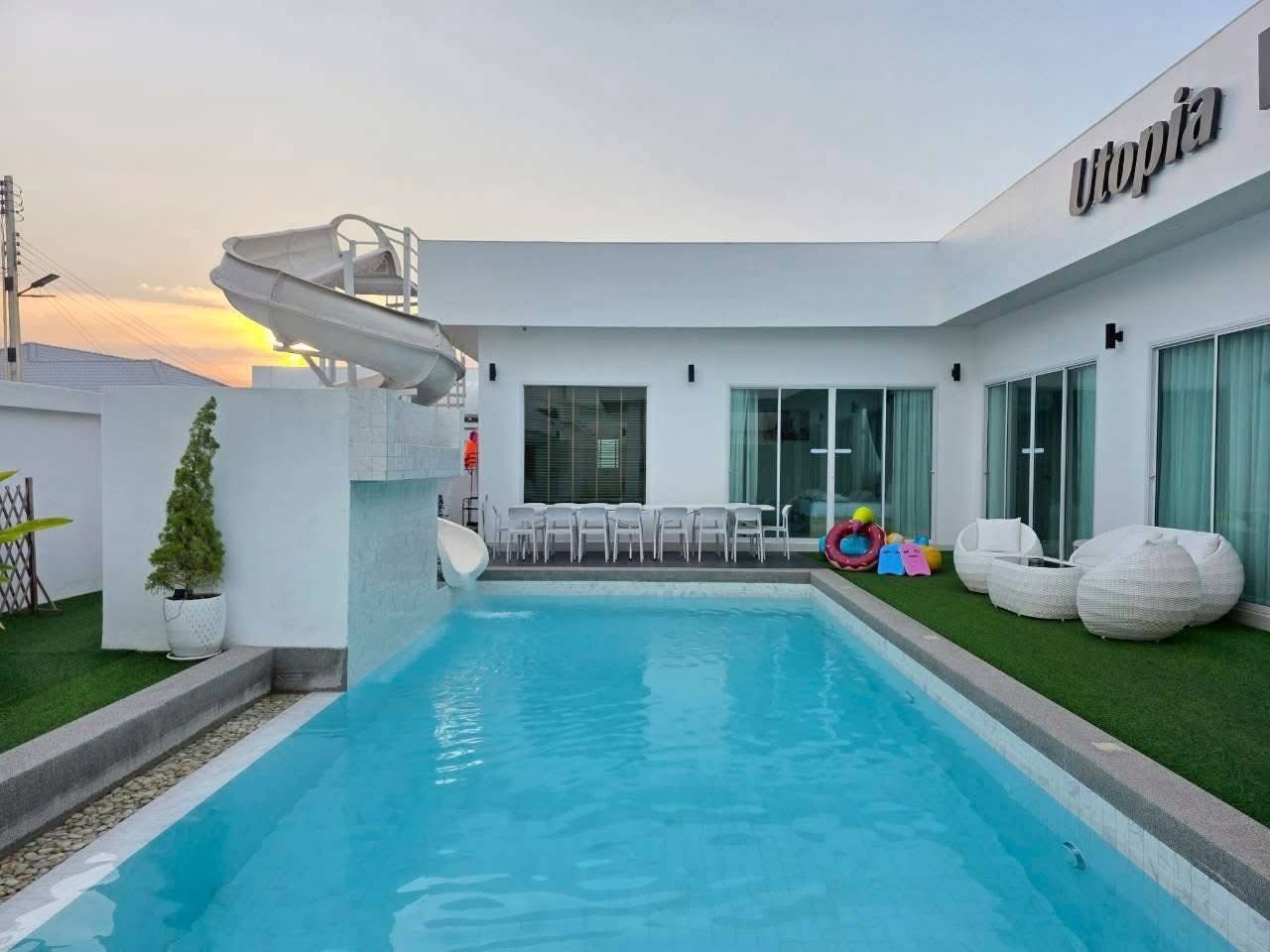 5 Bedroom Villa for sale at Utopia Villa