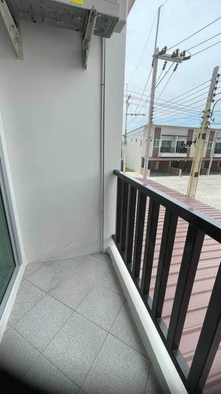 2 Bedroom Townhouse for rent in Bang Lamung