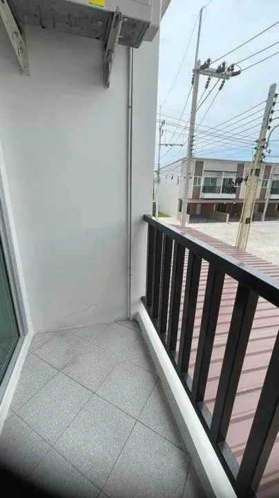 2 Bedroom Townhouse for rent in Bang Lamung
