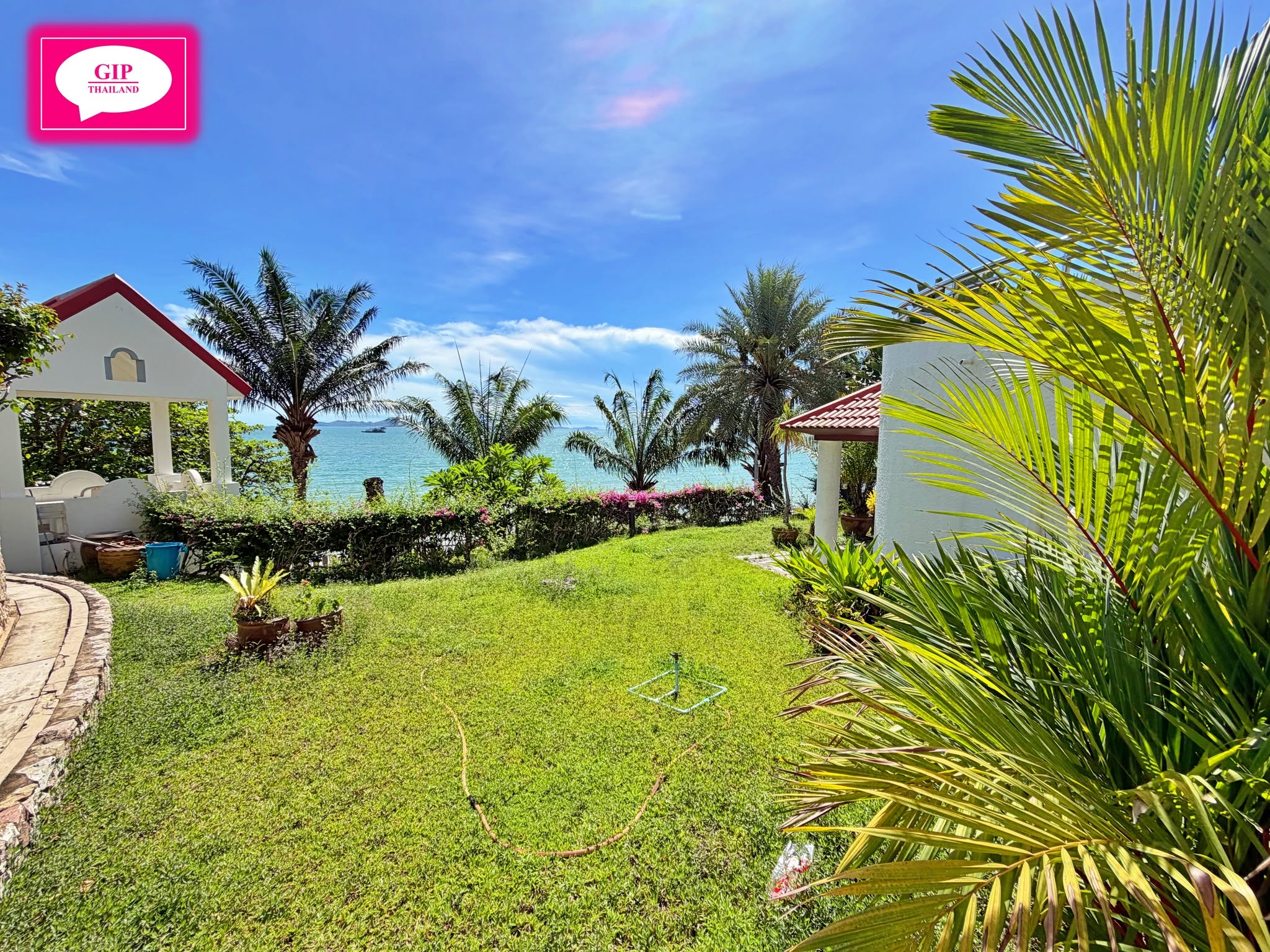 3 Bedroom Condo for sale at Baan Rimpha