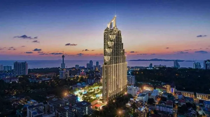 Photo from a listing at Grand Solaire