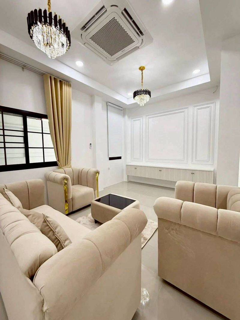3 Bedroom House for sale in Pornprapanimit