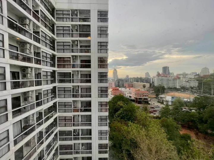 1 Bedroom Condo for rent at Treetop Condominium