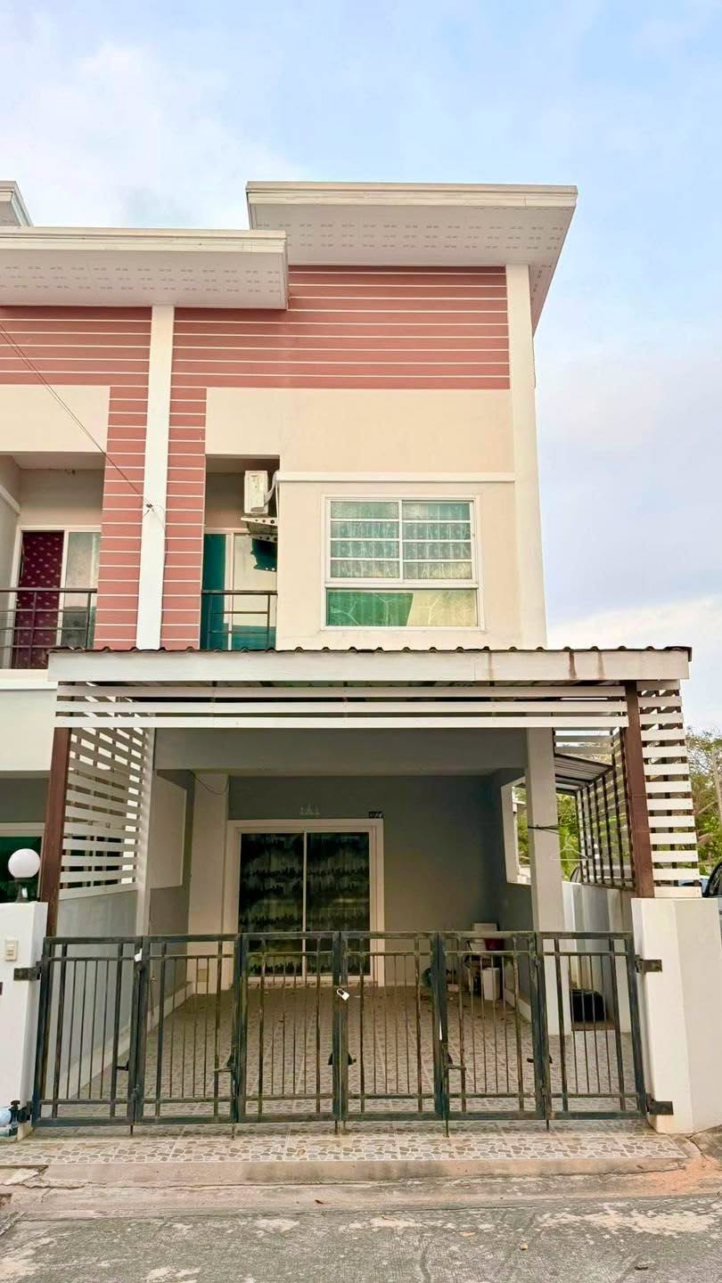 2 Bedroom House for rent at Pornprapanimit 9