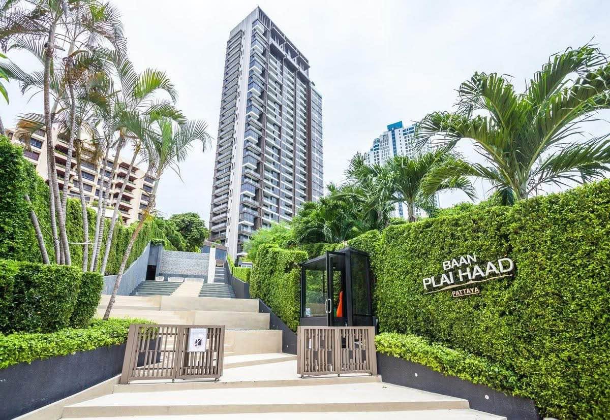 2 Bedroom Condo for sale at Baan Plai Haad