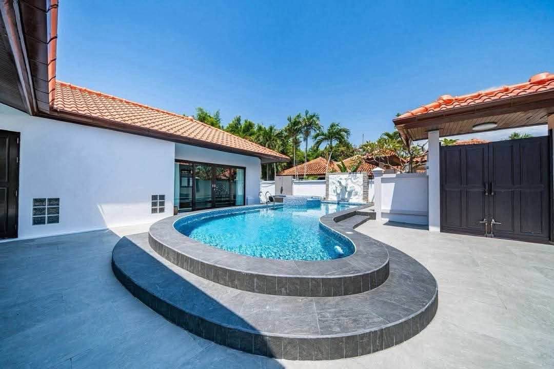 4 Bedroom Villa for rent in Na Jomtien