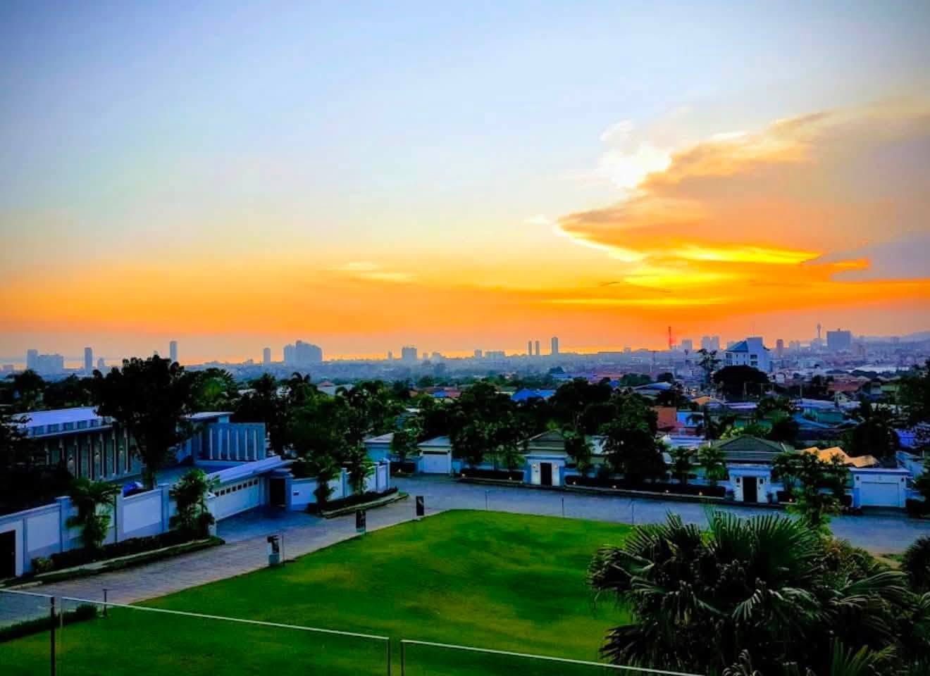 3 Bedroom Villa for rent at Siam Royal View