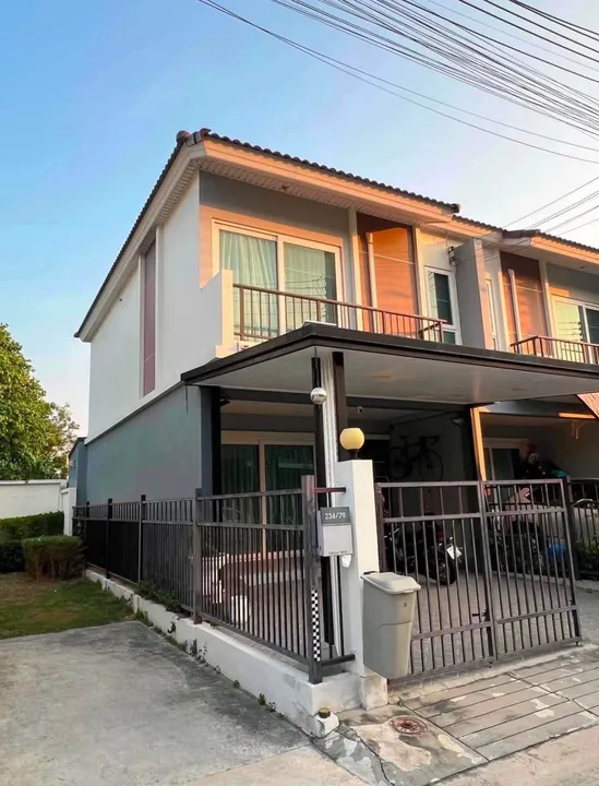 Photo from a listing at Supalai Primo