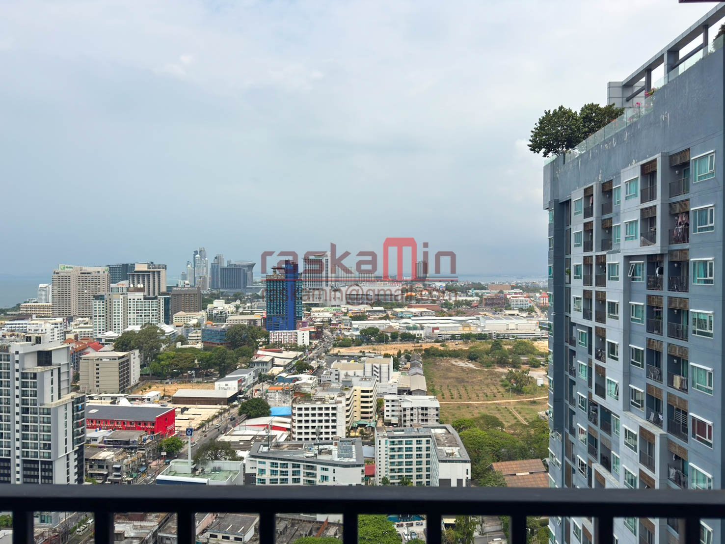2 Bedroom Condo for rent at Centric Sea