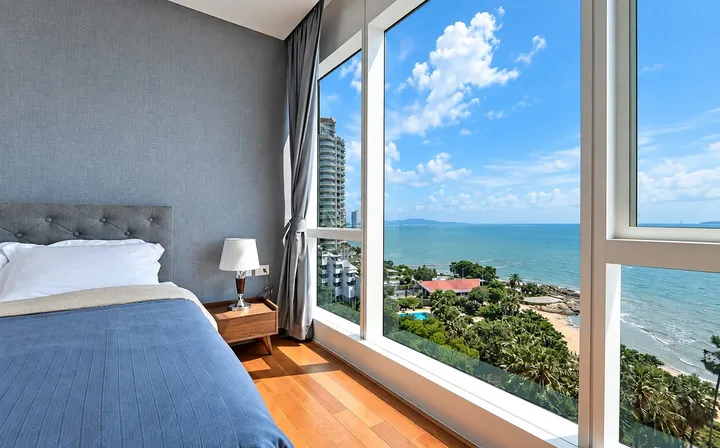 1 Bedroom Condo for sale at The Palm Wongamat