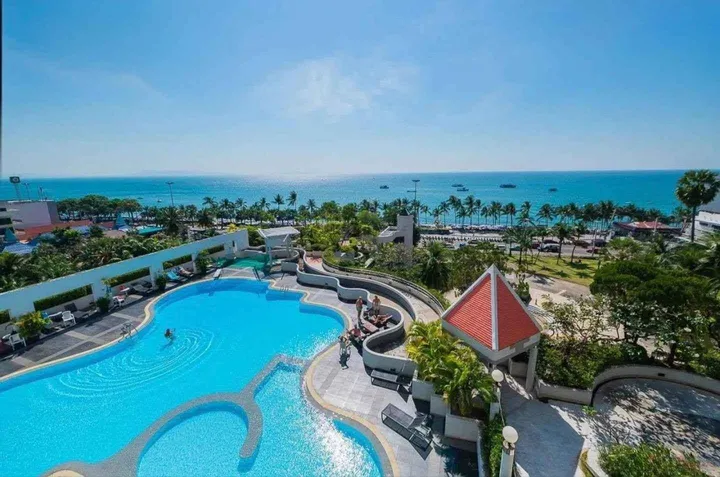 3 Bedroom Condo for rent at Jomtien Plaza Condotel