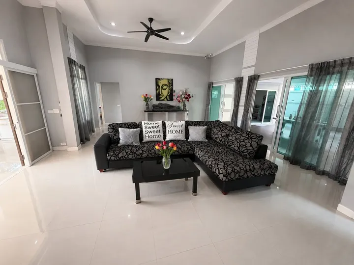 Listing photo