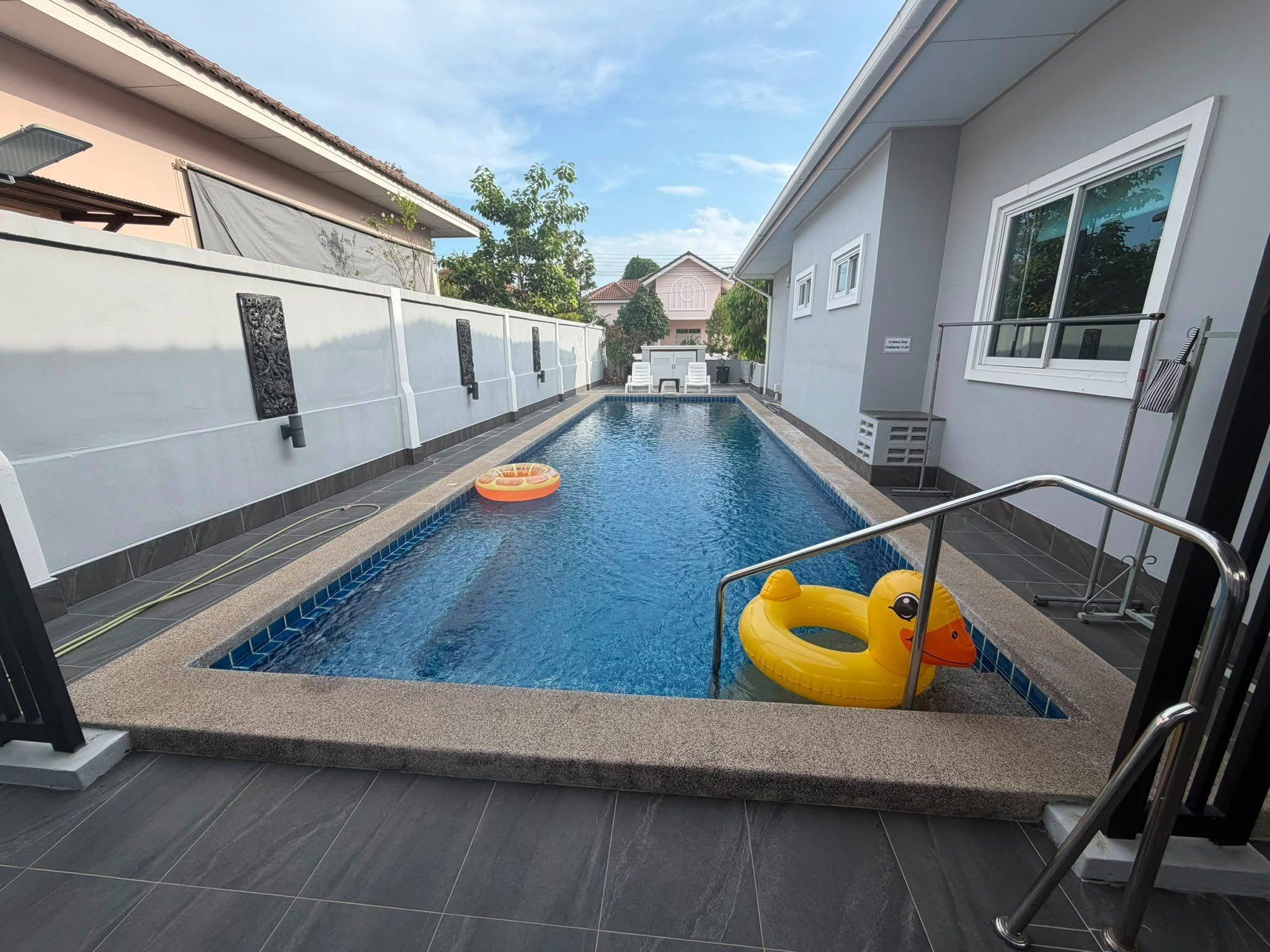 4 Bedroom Villa for sale in Bang Saray