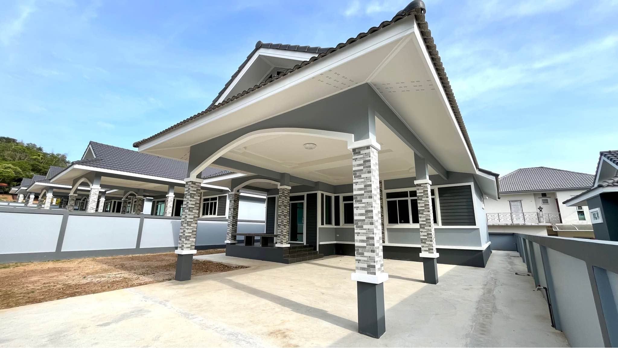 3 Bedroom House for sale in Sattahip