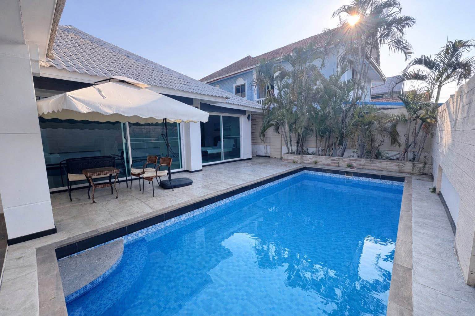 4 Bedroom House for rent at Pattaya Lagoon